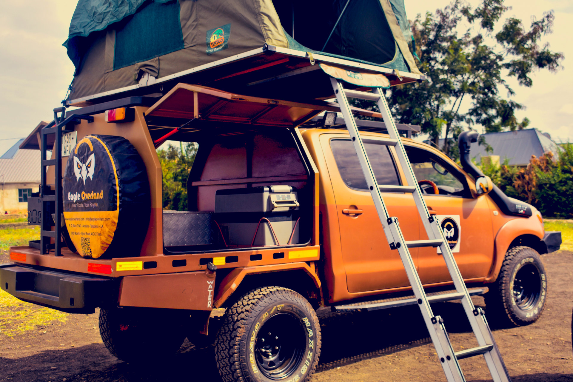 Hilux camping equipment thumbnail