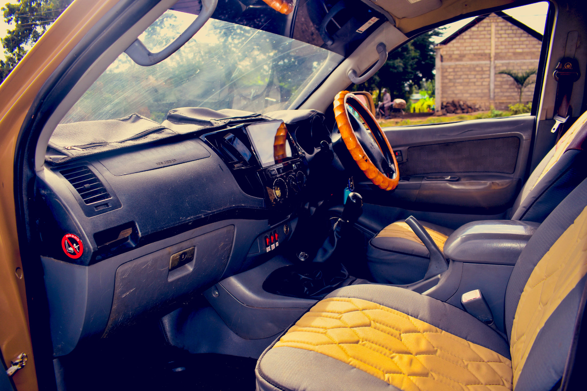 Hilux interior thumbnail
