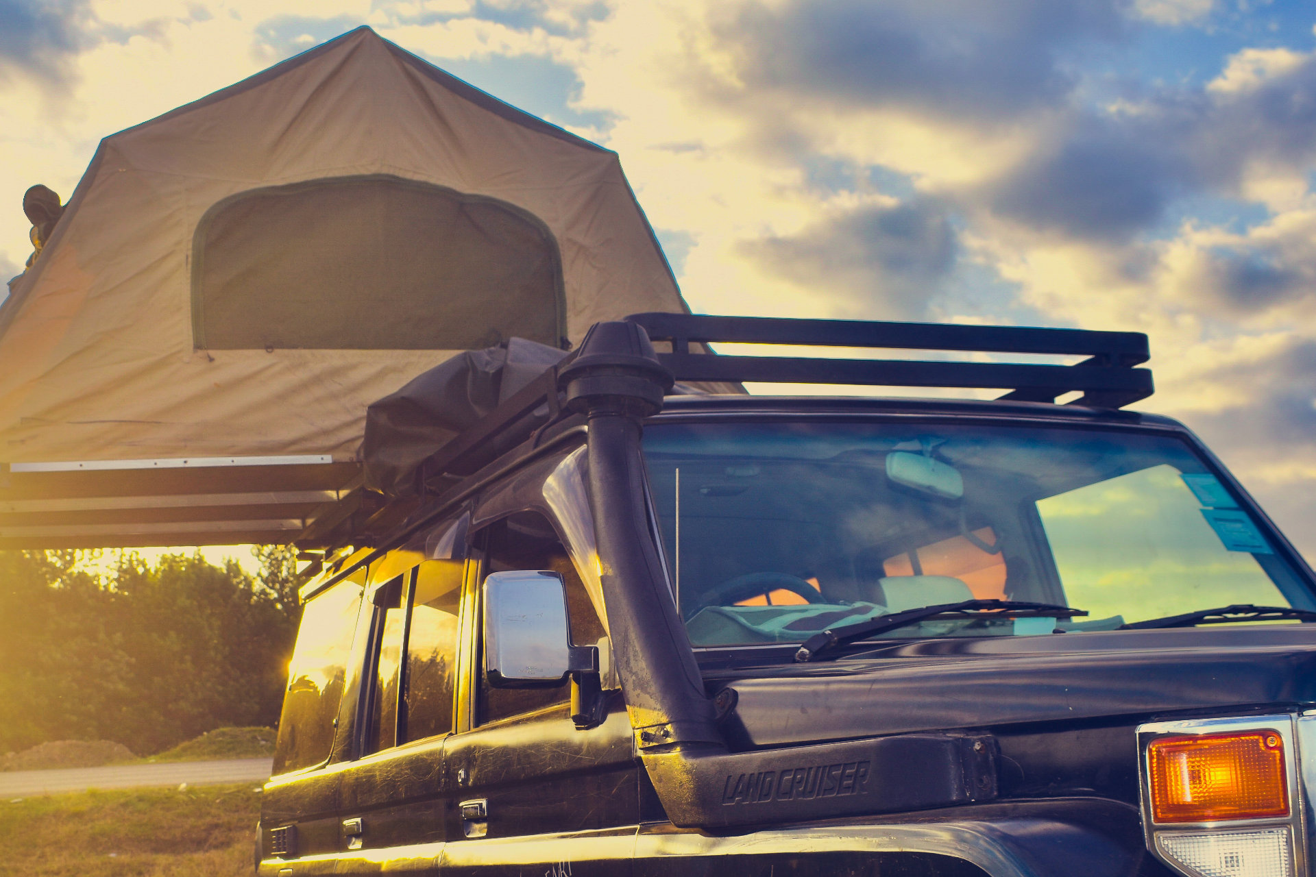 Land Cruiser camping equipment thumbnail